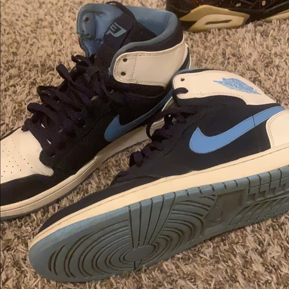 Jordan Retro Cp3 1s - Picture 3 of 3